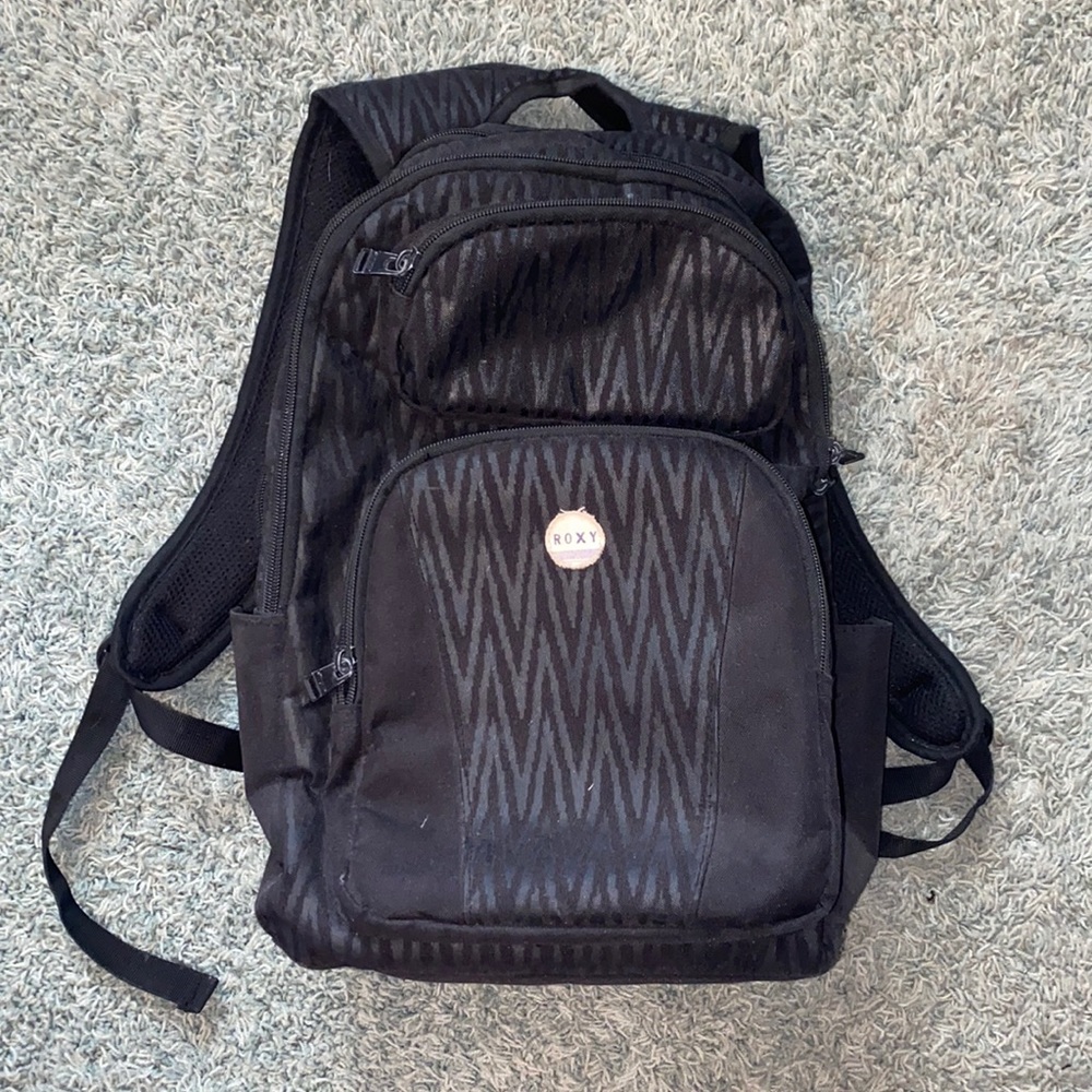 ROXY BACKPACK🖤
